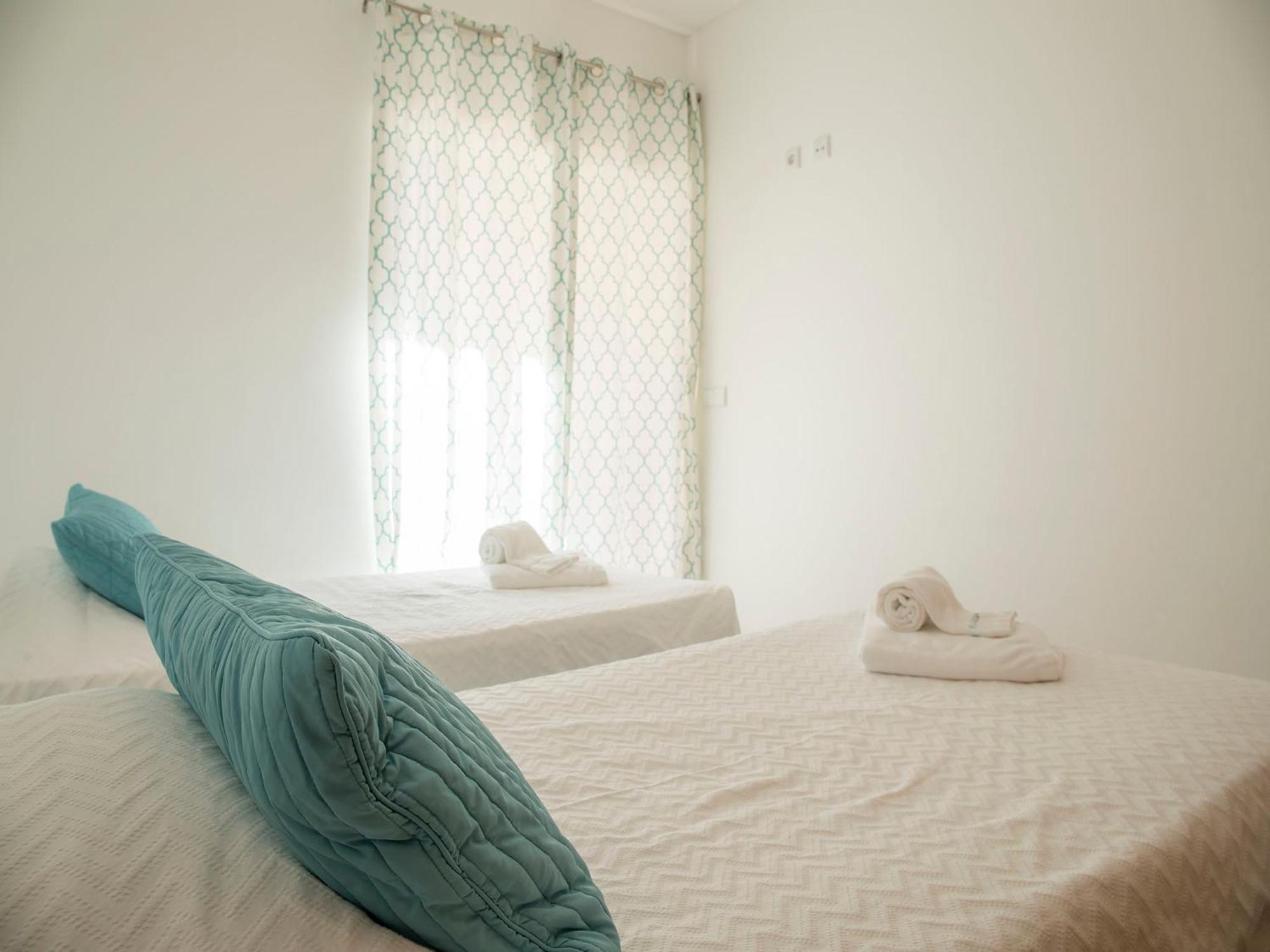 פורטימאו Praia Da Rocha Beach Retreat מראה חיצוני תמונה