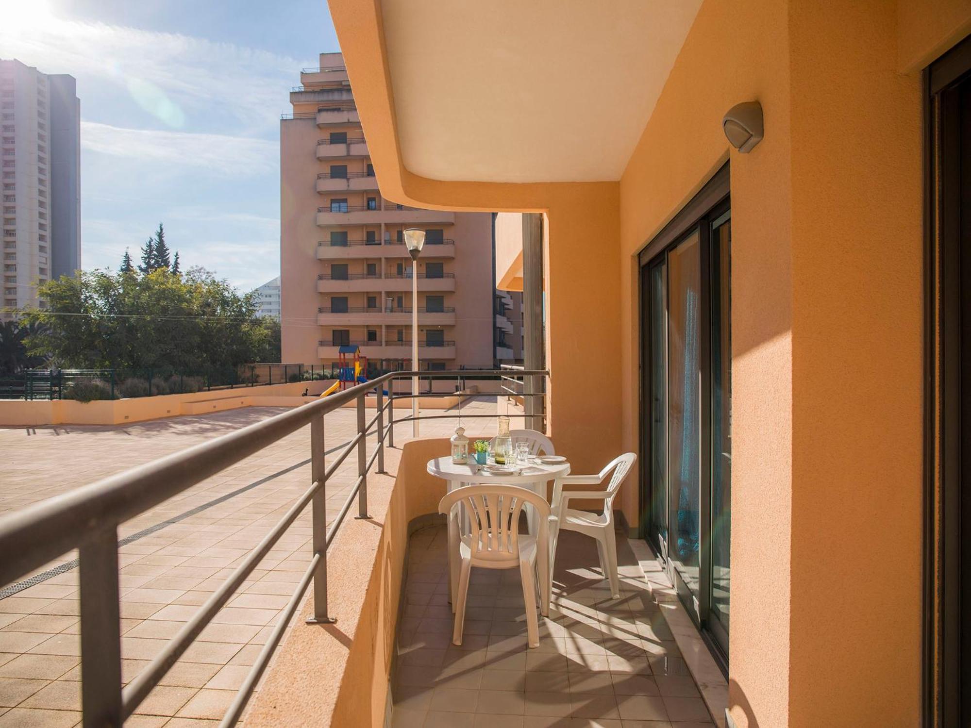 פורטימאו Praia Da Rocha Beach Retreat מראה חיצוני תמונה
