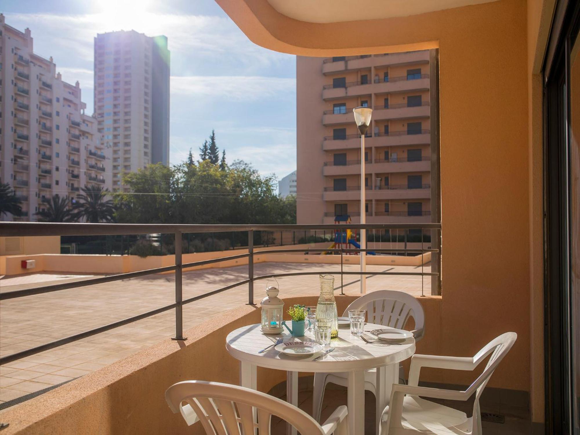פורטימאו Praia Da Rocha Beach Retreat מראה חיצוני תמונה