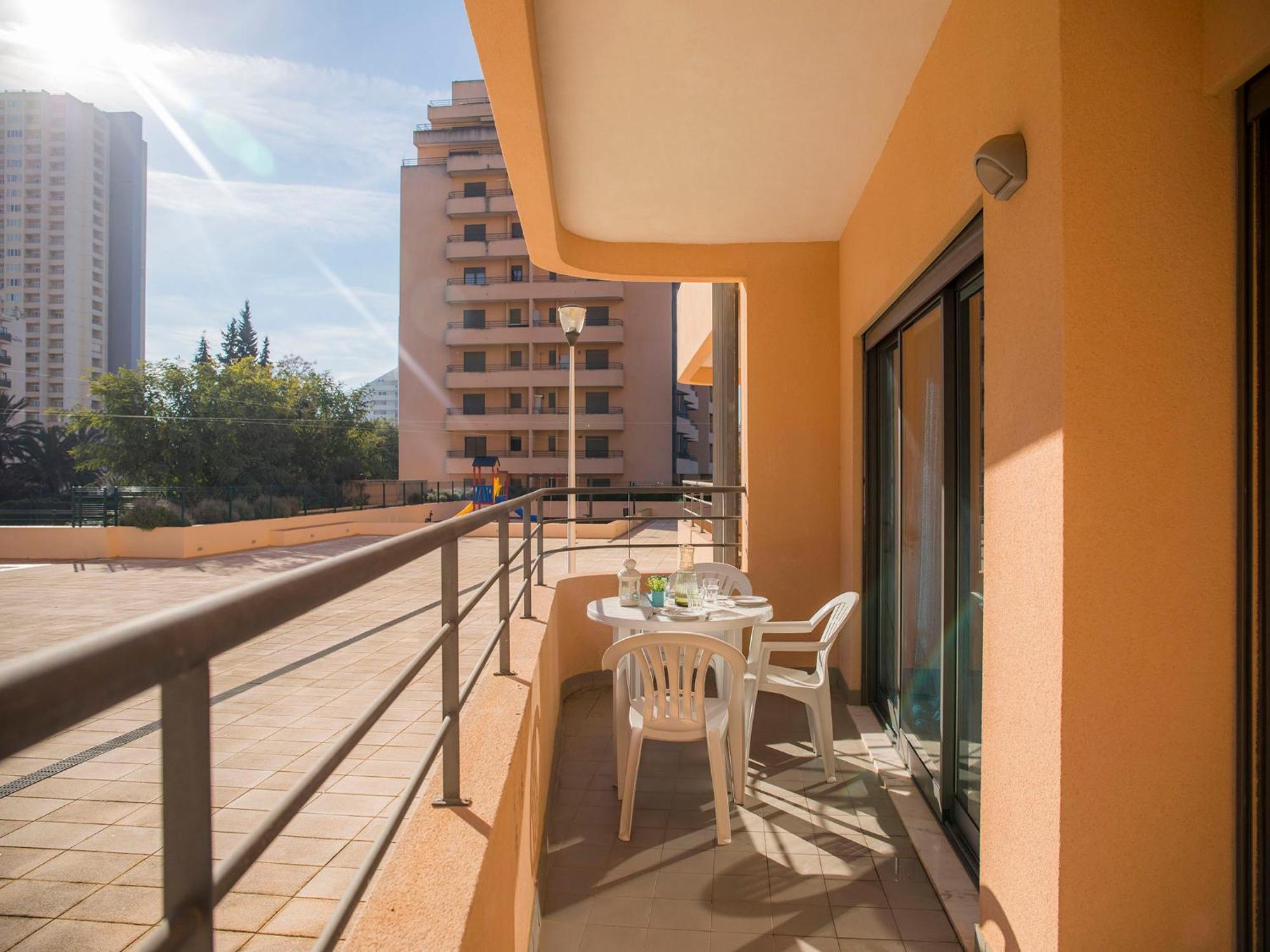 פורטימאו Praia Da Rocha Beach Retreat מראה חיצוני תמונה